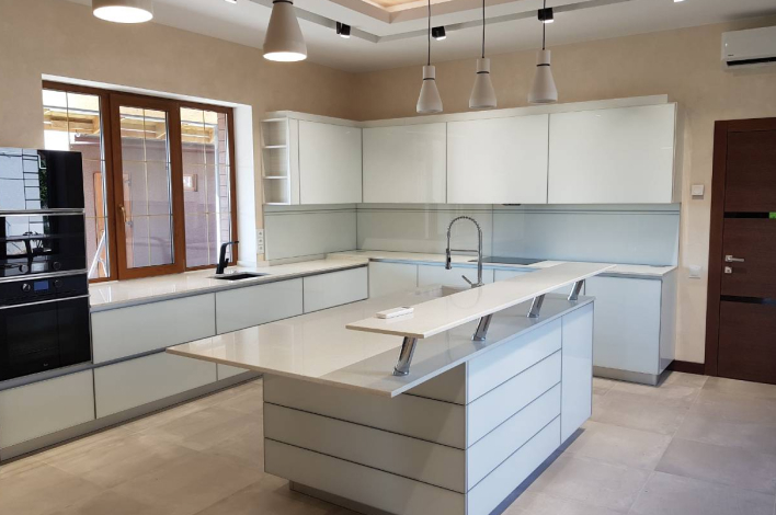 Кухни от Солнышко более 20 кв.м